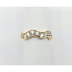 Beautiful 14K Karat Solid Yellow Gold Designer Wavy CZ Band Ring - Size 8